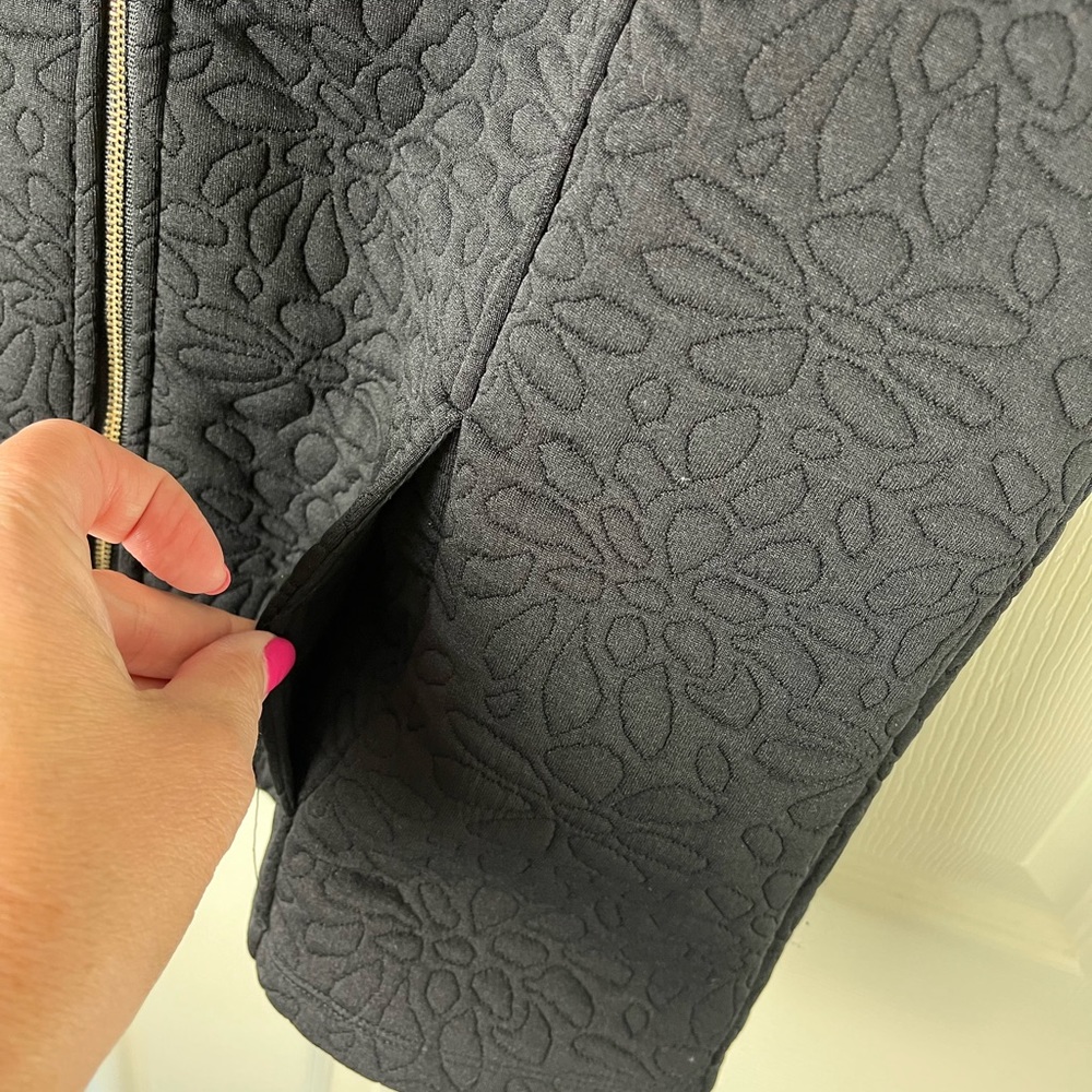 Elegant Black Women's Quilted Vest XL - Picture 4 of 9